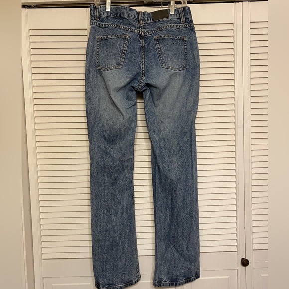 Riveted by Lee jeans, medium wash, straight, size 10L. Great condition. - Picture 2 of 3